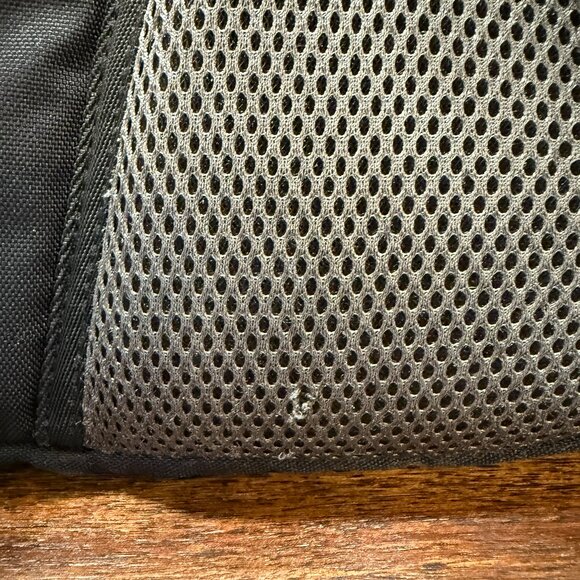 Swiss Backpack - Picture 3 of 4